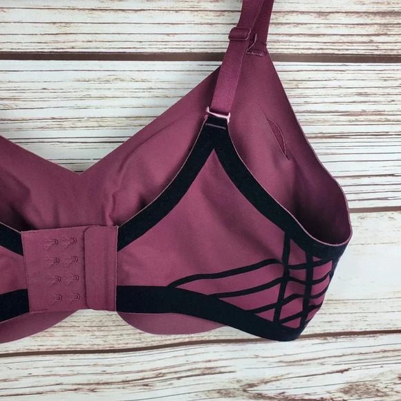 Honeylove Burgundy and Black Bra - Picture 8 of 12
